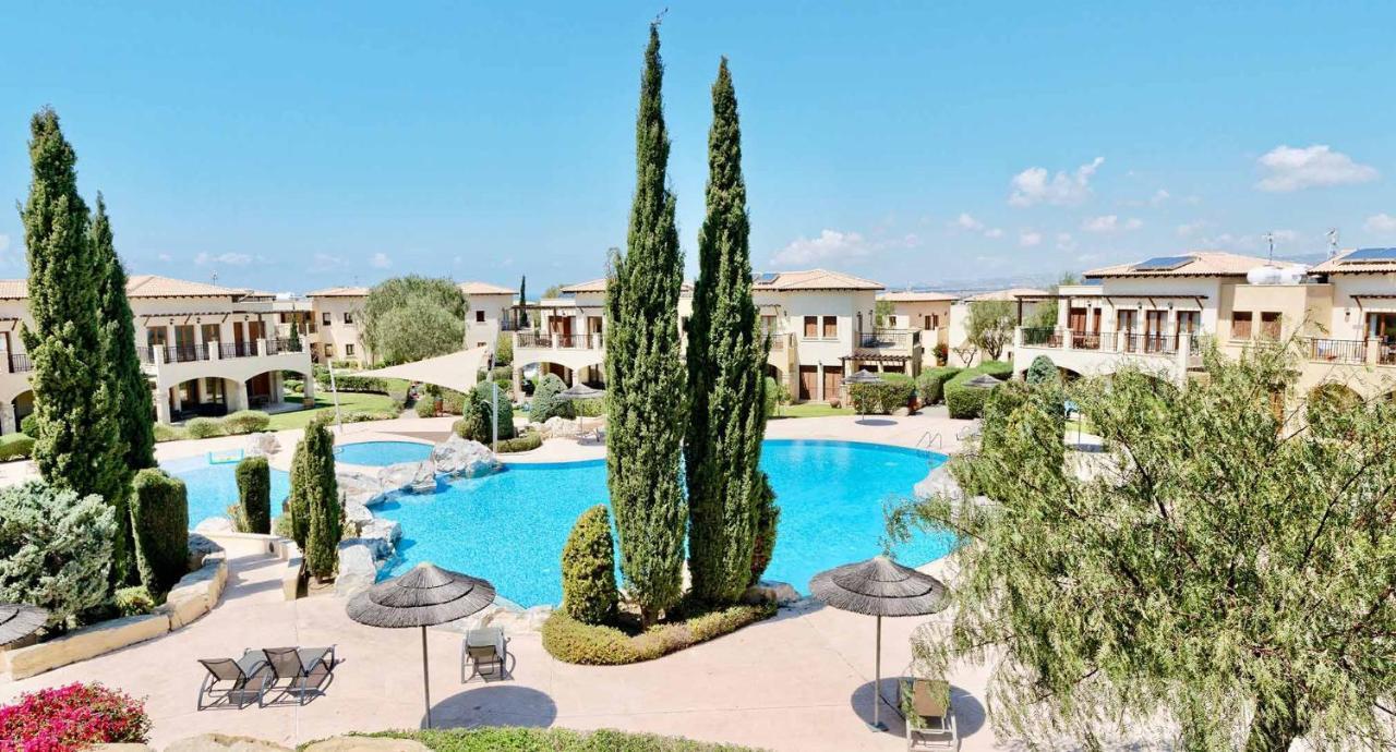 2 Bedroom Apartment Thalassa With Sea And Sunset Views, Aphrodite Hills Resort 코우클리아 외부 사진
