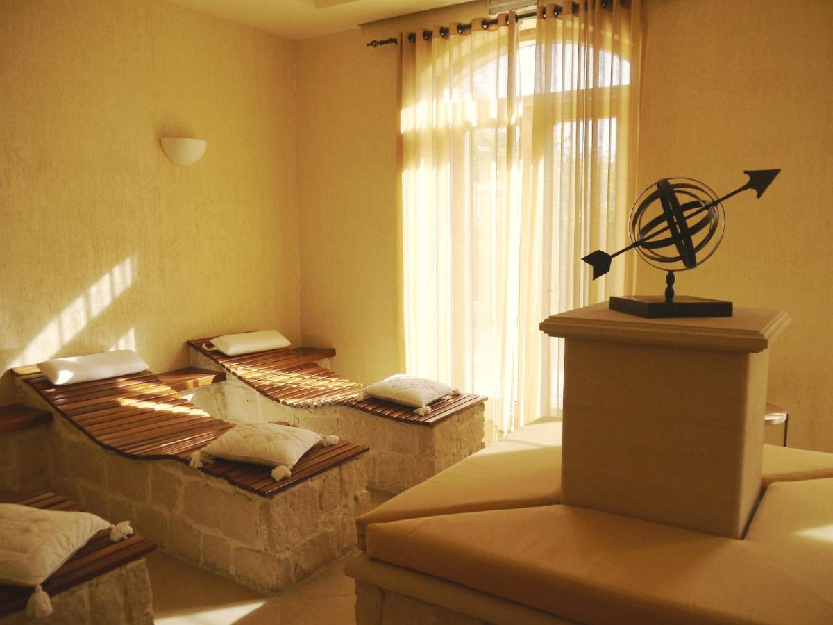 2 Bedroom Apartment Thalassa With Sea And Sunset Views, Aphrodite Hills Resort 코우클리아 외부 사진